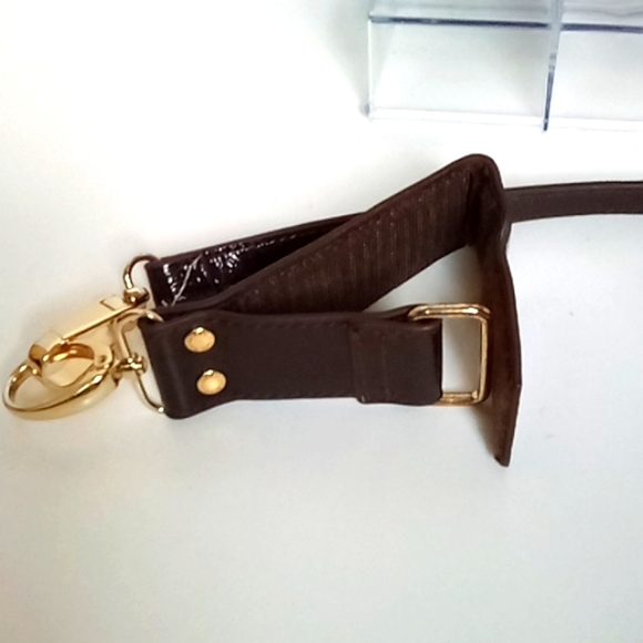 Brown Patent Leather Clutch Bag with Bow and Strap - Picture 9 of 9